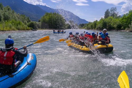 Rafting extreme fun in Valtellina sul fiume Adda