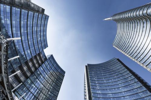 Veduta dei nuovi edifici di Piazza Gae Aulenti a Milano in Lombardia nel Nord Italia